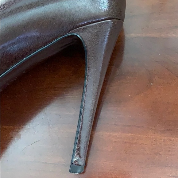 Dark Brown Ralph Lauren peep toe heels. 9m - Picture 6 of 7